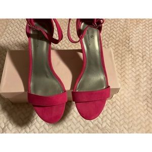 Worthington Fuchsia Pink Sandals